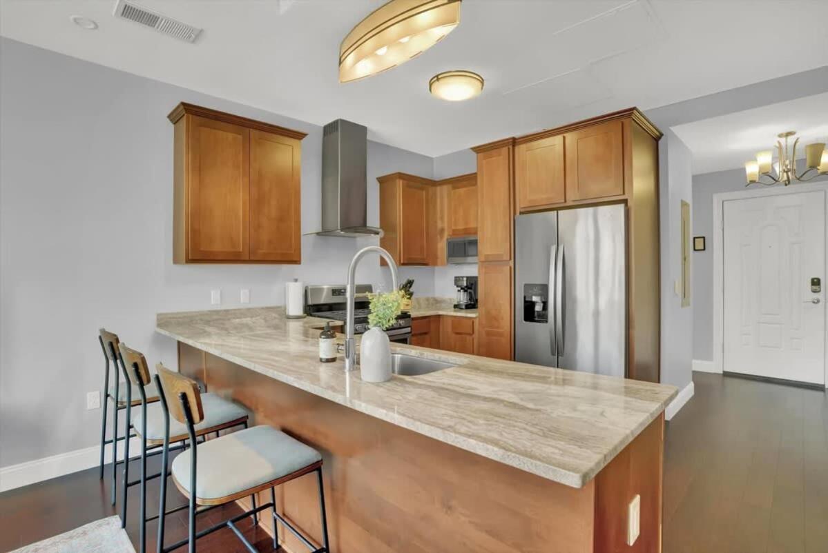 Cozysuites Spacious 2Br, Ppg Paints Arena, Pitts Питтсбург Экстерьер фото